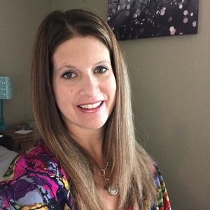 Meet your Posher, Shana